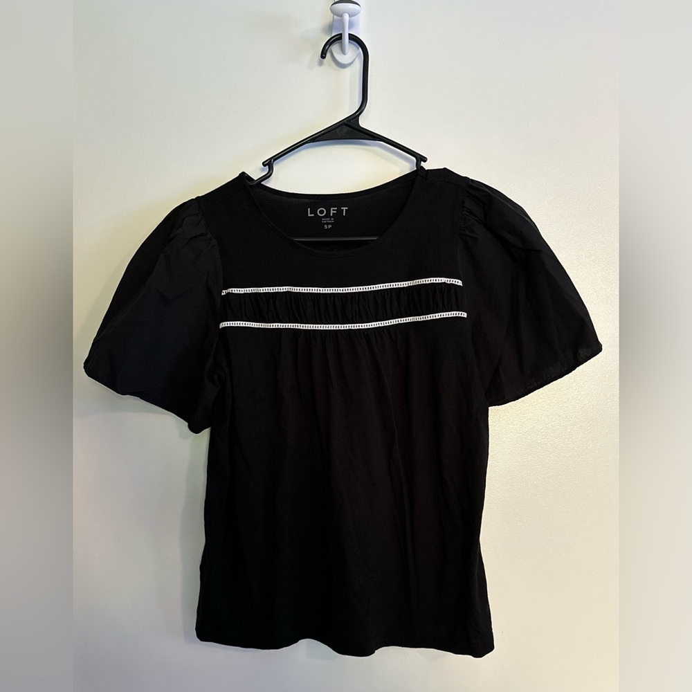 Loft. Flutter Puff Short Sleeved Shirt.